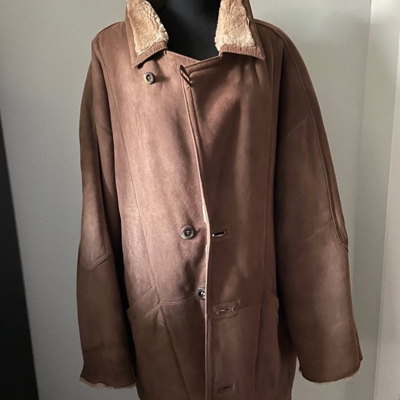 Vintage Mens Genuine Shearling Sheepskin Coat - Picture 4 of 12